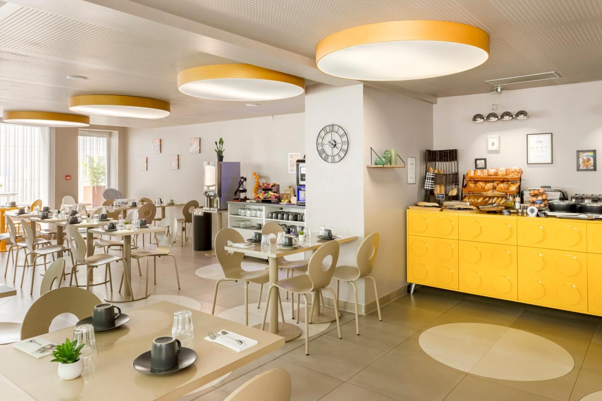 Appart'City Collection Paris Velizy Exterior photo