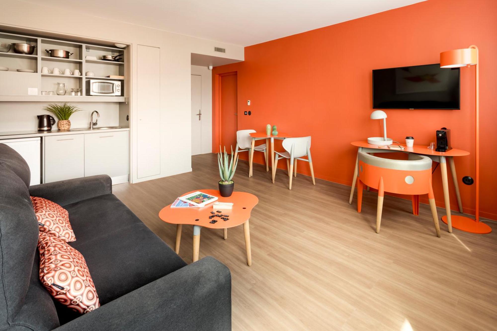 Appart'City Collection Paris Velizy Exterior photo